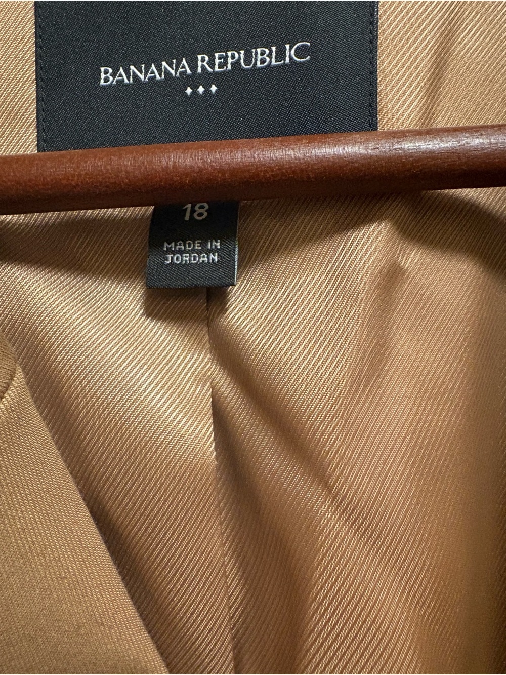 Banana Republic Tan Blazer - Picture 5 of 5